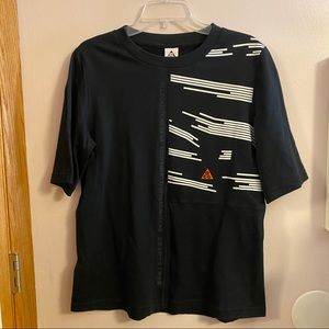 Nike ACG Graphic T-Shirt